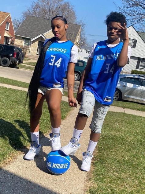 Couple Nike Tech Matching Outfits, Matching Couple Outfits Summer Black, Matching Basketball Jerseys Couples, Cute Matching Outfits For Couples Black, Couple Goal Matching Outfits, Cute Black Couples Matching Outfits Nike, Cute Couple Matching Outfits, Jordan 5 Outfit, Couples Matching Outfits Swag