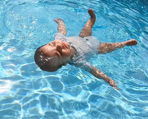 Swimming Lessons for Babies, Toddlers & Kids | Water Baby ISR | Palm Beach Gardens, FL Swimming Instructor, Infant Swimming, Baby Swimming Lessons, Street Photography Urban, Baby Float, Swim Coach, Swimming Lessons, Water Safety, Kids Water