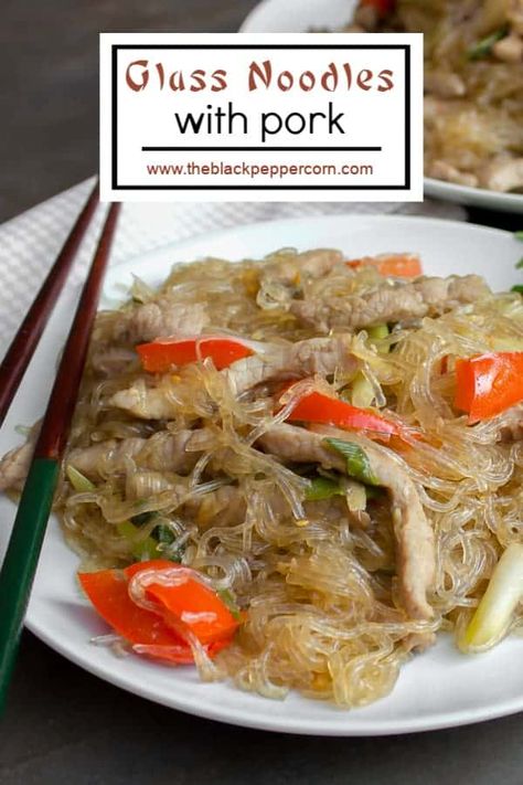 Glass Noodles with Pork - Thai recipe with Bean Vermicelli - A recipe for an Asian inspired dish with pork, red peppers and green onions/scallions and glass noodles. Also known as crystal noodles, cellophane noodles or Chinese noodles, these are made with bean or peas. Boneless Pork Loin Chops, Cellophane Noodles, Green Curry Chicken, Canapes Recipes, Boneless Pork Loin, Thai Recipe, Bite Size Appetizers, Nice Recipes, Pork Loin Chops