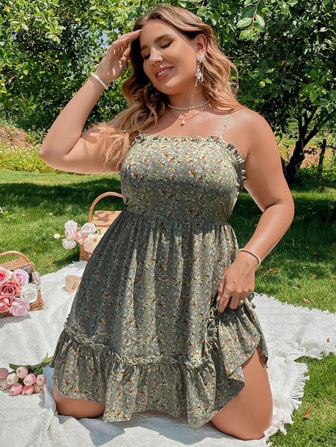 Sundresses Plus Size, Midsize Sundress, Cute Summer Outfits For Plus Size, Plus Size Summer Dresses Casual, Vestidos Curvy, Big Girl Outfits, Summer Outfits Big Stomach, Girls Frocks Design, Plus Size Summer Outfits Big Stomach