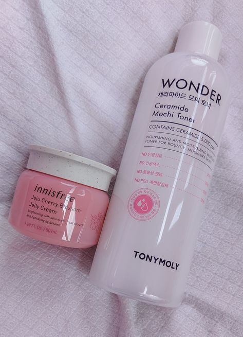 Tony Moly Skincare, Tonymoly Toner, Tonymoly Skincare, Summer Body Care, Guys Grooming, Cherry Leaf, Jelly Cream, Free Edits, Beauty Self Care