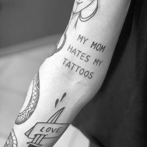 My Mom Hates Me, Tattoo Spots, My Tattoos, Back Tattoo Women, Small Tattoo Designs, Tattoo Life, Dope Tattoos, Word Tattoos, Simplistic Tattoos