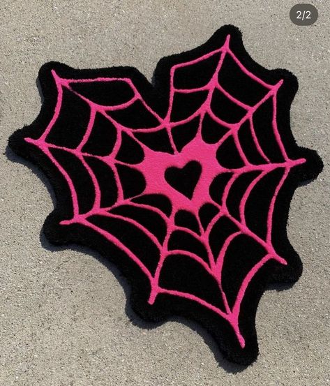 How To Make Rugs, Heart Web, Spiderman Room, Cute Rug, Tufting Diy, Hypebeast Room, Welcome To Home, Funky Rugs, Diy Room Decor For Teens