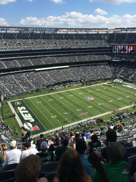 Met/Life Stadium - NY Jets game Max Monroe, Met Life Stadium, Nyc Lifestyle, Ny Jets, 2025 Vision, 2024 Vision, New York Jets, Event Management, Dream Life