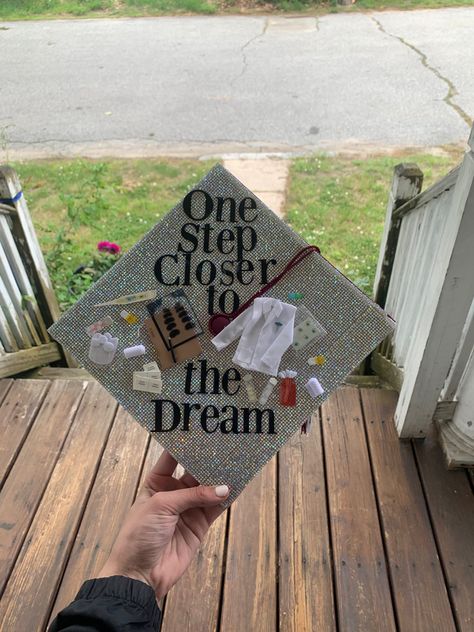 Cute Cap For Graduation, Unwritten Graduation Cap, High School Graduation Cap Designs Future Nurse, Designs For Caps For Graduation, Bachelor Graduation Cap, Graduation Cap Designs Quotes, Senior Grad Cap Ideas, Cute Cap Ideas For Graduation, Cap Ideas For Graduation High Schools