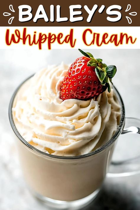 Top your favorite drinks and desserts with this Baileys whipped cream! With just 3 ingredients and a few minutes, you'll have a delicious, boozy treat. Baileys Whipped Cream, Flavored Whipped Cream, Baileys Recipes, Liquor Recipes, Fruit Cream, Recipes With Whipping Cream, Making Whipped Cream, Homemade Food Gifts, Whip Cream