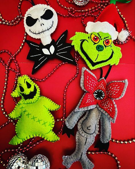 Felt Halloween Ornaments Free Patterns, Halloween Felt Crafts Free Pattern, Felt Halloween Decorations, Felt Halloween Ornaments, Halloween Felt Crafts, Deco Halloween, Halloween Art Projects, Mouse Halloween, Felt Ornaments Patterns