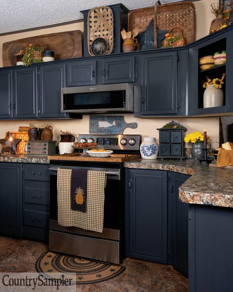 Primitive Kitchen Cabinets, Buffalo Plaid Kitchen, Prim Kitchen, Primitive Kitchens, Country Decorating Ideas, Country Sampler Magazine, Primitive Living, Colonial Kitchen, Primitive Kitchen Decor