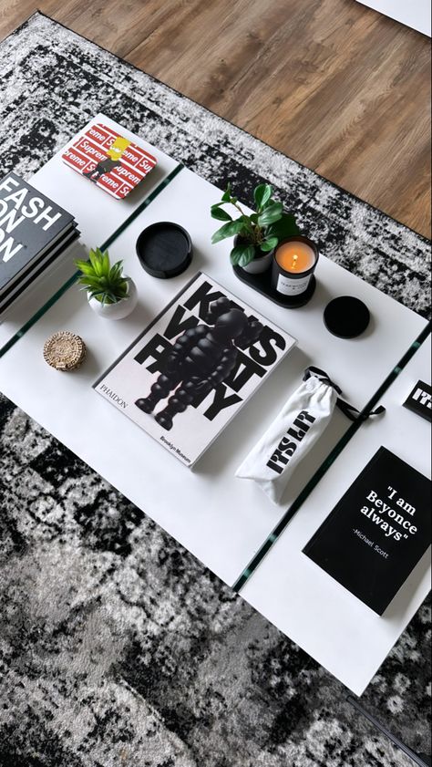 Coffee Table for moslty black and white aesthetic Coffee Corner, Aesthetic Coffee, Black And White Aesthetic, Aesthetic Grunge, White Aesthetic, Black Decor, Coffee Table, Black And White, Black