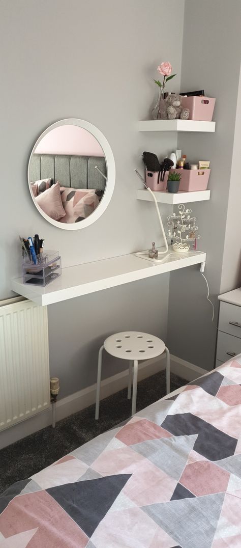 Dressing table for bedroom