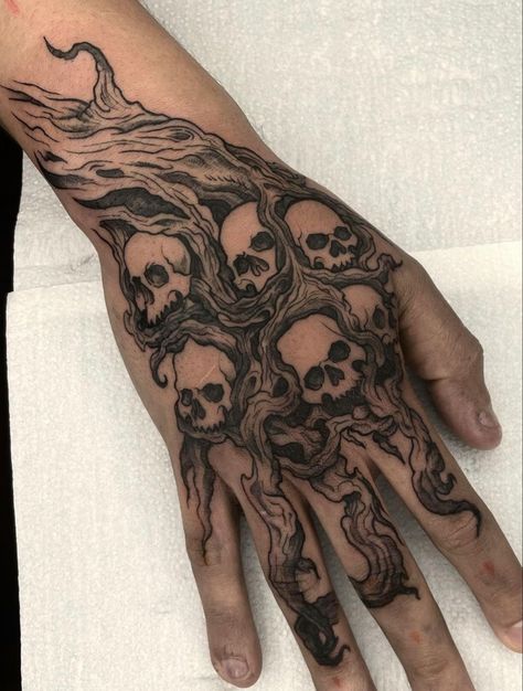 Creepy Hand Tattoo Design, Novus Ordo Seclorum Tattoo, Grim Reaper Shin Tattoo, Goth Hand Tattoos Men, Shadow Hand Tattoo, Lovecraftian Tattoo Ideas, Macabre Tattoo Designs, Vampire Hand Tattoo, Hand Tattoos Masc