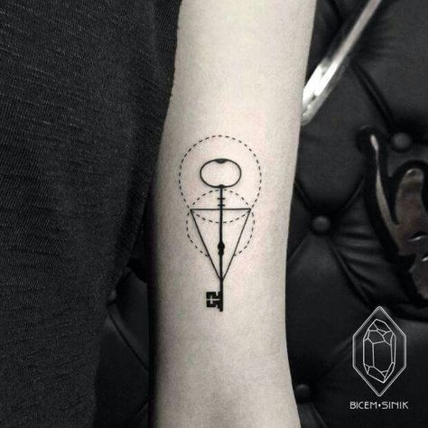 Key Geometry Tattoo Skeleton Key Tattoo, Key Tattoo Designs, Key Tattoos, Key Tattoo, Fairy Tattoo Designs, Wedding Tattoos, Abstract Tattoo, Fine Line Tattoos, Foot Tattoos