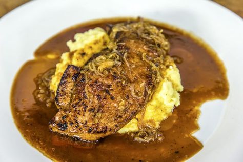 Calves' Liver with Onion Gravy and Mash | James Martin Chef Roasted Tomato Chicken, Calves Liver, Low Fat Chicken Recipes, James Martin Recipes, Morning Recipes, Recipes For Chicken, Liver And Onions, Recipe Using Chicken, Liver Recipes