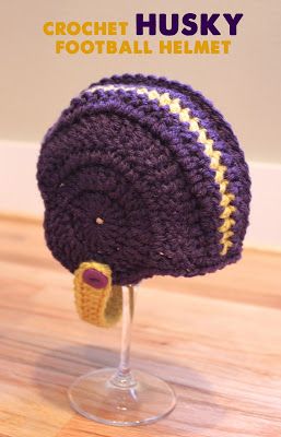 Crocheted Football Helmets - Repeat Crafter Me Crochet Baby Boy Shoes, Crochet Football Helmet, Crochet Football Pattern, Crochet Husky, Crochet Football, Crochet Hats For Boys, Crochet 101, Crochet Baby Gifts, Repeat Crafter Me