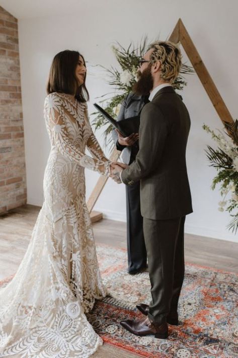 An intimate at home living room ceremony, based out of Ontario. What a vibe - having a living room based wedding ceremony with these two. Chelsea Gurr Photography Living Room Wedding Ceremony Decor, Wedding In Living Room, Living Room Wedding Ceremony, Living Room Wedding, Cozy Wedding, Prince Edward County, Toronto Wedding, Prince Edward, Engagement Portraits