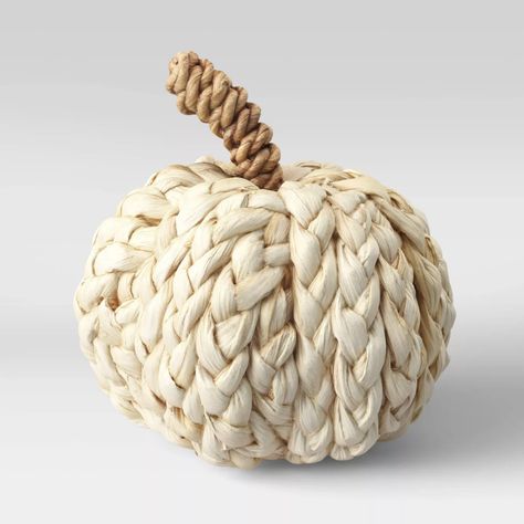 A woven corn husk pumpkin figurine that will look oh-so-cute perched on your front entryway all fall long, especially since it's versatile enough to match pretty much any aesthetic you had in mind. Table Fall Decor, Hand Painted Pumpkin, Halloween Lanterns, Corn Husk, Pumpkin Lights, Collections Etc, Glass Pumpkins, Diy Pumpkin, Small Light