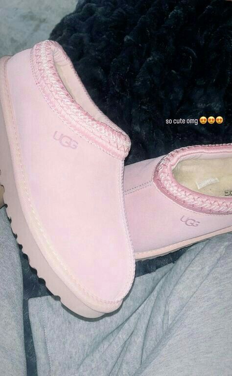 Ugg Pink Boots, Pink Ugg Tasman, Ugg Rose, Light Pink Uggs, Uggs Pink, Pink Ugg Slippers, Pink Ugg Boots, Cute Uggs, Pink Uggs