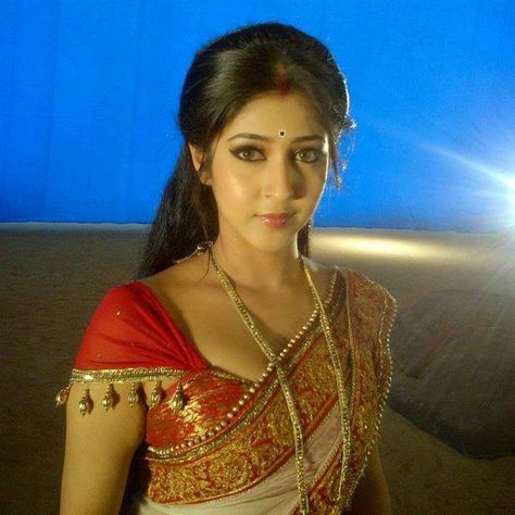 Suhagrat Photo, Devon Ke Dev Mahadev, Sonarika Bhadoria, Mahakal Shiva, Indian Models, Tv Actors, Bridal Photos, Bollywood Actors, Cute Celebrities