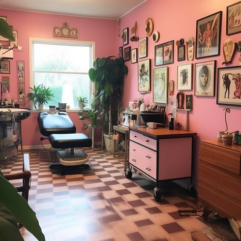 Cool Tattoo Studio Interior, Tattoo Parlour Interior, Piercing Booth Ideas, Tattoo Suite Decor, Tattoo Studio Aesthetic Pink, Tattoo Booth Decor, Piercing Studio Aesthetic, Cute Tattoo Studio, Tattoo Studio Setup