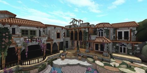 Bloxburg Spanish Villa Layout, Cottagecore Mansion Bloxburg, Cool Bloxburg Builds Castle, Rustic Mansion Bloxburg, Gothic Castle Bloxburg, Bloxburg Woodland Mansion, Bloxburg Mansion Ideas Exterior, Wallpaper Bloxburg, Bloxburg Exterior