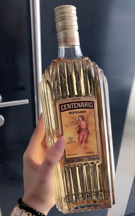 #tequila #happy #relax #centenario #drinks Marco Polaroid, Makeup Nails Designs, Tequila Bottles, Nails Designs, Tequila, Makeup Nails, Vision Board, Perfume Bottles, Nail Designs