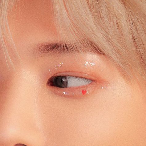 Txt Glitter Makeup, Txt Makeup, Taehyun Icons, Kpop Details, Concert Makeup, Eye Close Up, Korean Eye Makeup, Kang Taehyun, Icons Pfp