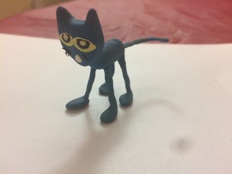 DIY clay Pete the cat Pete The Cat On Skateboard, Cat Clay Earrings, Cat Clay, Adaptive Art, Directed Drawing, Clay Stuff, Pete The Cat, Cute Clay, Cat Diy