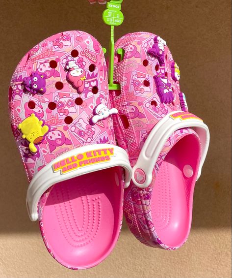 Sanrio Crocs, Y2k Closet, Pink Sanrio, Friend Logo, Hello Kitty Friends, Badtz Maru, Hello Kitty And Friends, 2000s Nostalgia, Hype Shoes