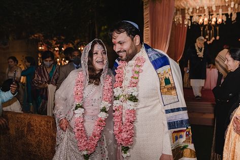 A Magical, Colorful Multicultural Jewish-Hindu Wedding at Mallu Farms, South Delhi, India Mehendi Night, Hindu Ceremony, Wedding Canopy, South Delhi, Jackson Heights, Fusion Wedding, Jewish Wedding, Hindu Wedding, Delhi India