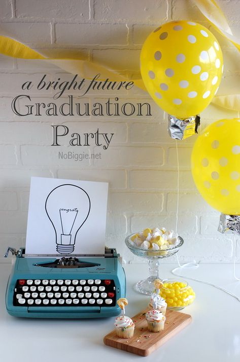 A bright idea for a #graduation_party!  These light bulb theme party ideas are fun and our #polka_dot latex #balloons would work perfectly for creating the balloon decor! Diy Graduation Decorations, College Graduation Party Decorations, Graduation Open Houses, Graduation Party Diy, Graduation Tables, Graduation Party Themes, Graduation Party Ideas, College Graduation Parties, Graduation Party Favors