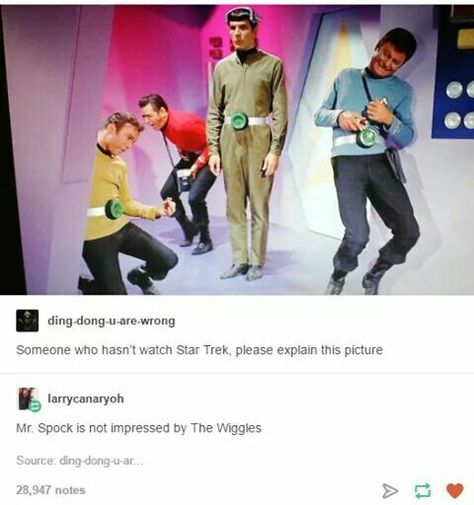 (Hasn't watched it) a man has been concentrating so much that everyone in the room feels his brain waves and is having seizures Star Trek Funny, Best Of Tumblr, Funny Af, Starship Enterprise, The Wiggles, Star Trek Voyager, Star Trek Enterprise, Star Trek Tos, Spock