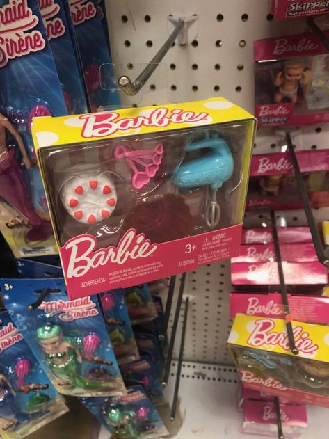 Dollar Tree is Selling Barbie Toys and Accessories Barbie Dollar Tree, Dollar Tree Barbie Furniture, Dollar Tree Barbie Diy, Dollar Tree Toys, Barbie Storage, Barbie Organization, Barbie Hacks, Mini Verse, Bratz Girls