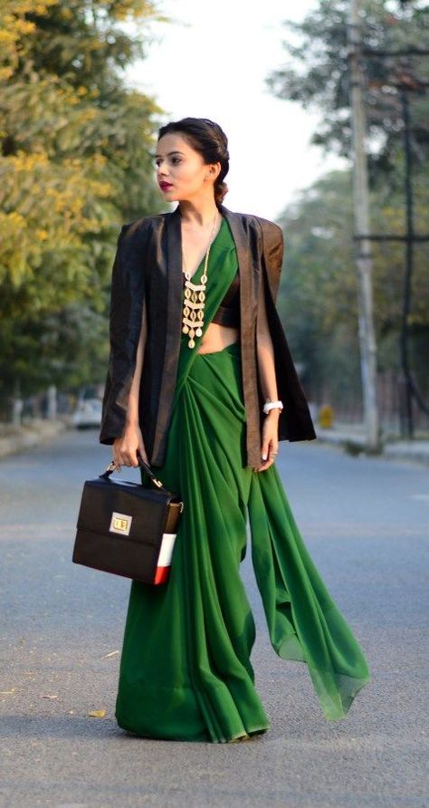 6 Ways To Wear A Jacket With Saree. #Threads #WeRIndia Saree Jacket Designs, Saree Drape, Saree Jackets, Formal Saree, Saree Wearing Styles, Saree Draping Styles, Saree Bollywood, Modern Saree, Blouse Back Neck Designs