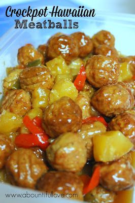 Crockpot Hawaiian Meatballs, Meatball Meals, Slow Cooker Hawaiian Meatballs, Hawaiian Meatballs, Meals Crockpot, Luau Food, Hawaiian Dishes, Crock Pot Meatballs, Italian Meatballs