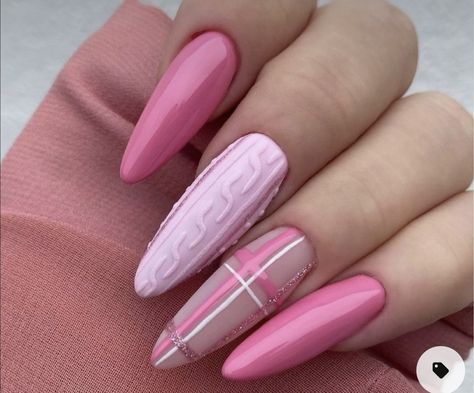 Valentines Day Sweater Nails, Pink Winter Nail Ideas, Pink Sweater Nails, Candy Pink Nails, Winter Pink Nails, Red Nails Glitter, Neon Acrylic Nails, Plaid Nails, Sweater Nails