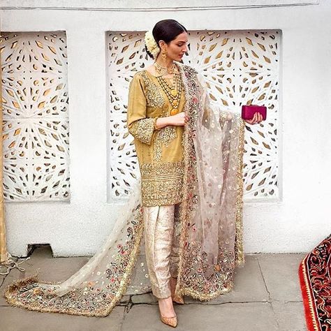 RAHTribe | Komal Sandhu ( @komalsandhu48 ) and Tanveer Singh ( @tanveersingh2107) wanted understated yet opulent attire for their recent… Wedding Abayas, Mehndi Outfit, Shadi Dresses, Pakistani Formal Dresses, Nikkah Dress, Hijab Wedding, Pakistani Couture, Pakistani Wedding Outfits, Pakistani Fashion Party Wear