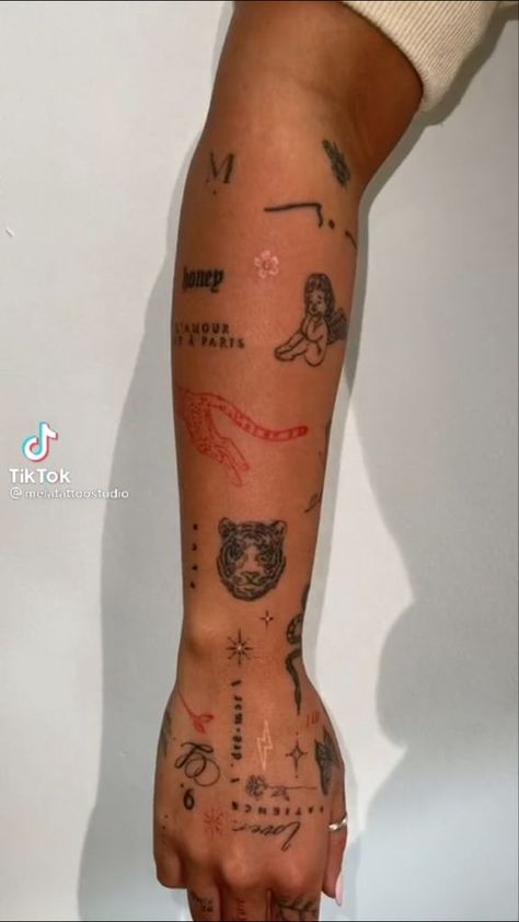 102 Red Ink Tattoo Ideas That Might Have You Booking A Patch Test Best Friends Tattoo, Tattoo Leggings, Patchwork Tattoo Ideas, Friends Tattoo, Patchwork Tattoo, Creative Tattoo, Tattoos Geometric, Pretty Tattoos For Women, Red Ink Tattoos