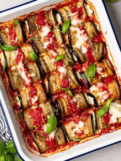 Eggplant Rollatini Simple Marinara Sauce, Baked Eggplant Slices, Eggplant Rollatini Recipe, Eggplant Casserole, Eggplant Rolls, Eggplant Rollatini, Ricotta Filling, Easy Marinara Sauce, Baked Eggplant