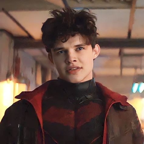 Jason Todd Titans Season 4, Jason Scott Power Rangers 2017, Jason Todd Gif Titans, Titans Jason Todd Robin, Jason Todd Fan Cast, Jason Todd Titans Icon, Jason Todd Face Claim, Jason Todd Live Action, Curran Walters Red Hood