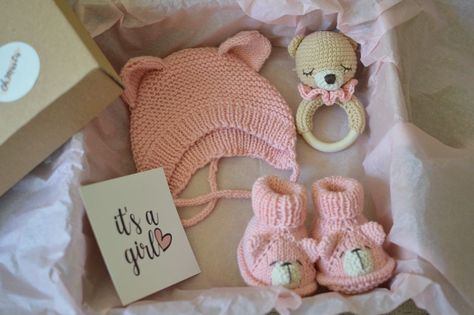 Teddy Crochet, New Mommy Gifts, Mom Gifts Box, Its A Girl, New Mommy, Baby Shower Crafts, Mommy Gift, Crochet Teddy