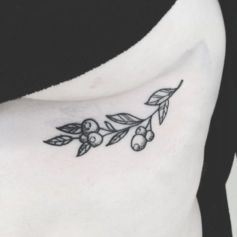 Blueberries for Birta 🌿 . . . #tattoo #tattoodesign #ink #blxckink #blackwork #berries #blueberries #icelandtattoo #flora #floraltattoo #berrytattoo #underboobtattoo #linework Minimalist Blueberry Tattoo, Blueberry Tattoo Small Minimalist, Blueberry Leaf Tattoo, Blueberry Tattoo Black And White, Blueberry Bush Tattoo, Pine Tattoo, Underboob Tattoo, Skin Paint, Leg Tattoo Men