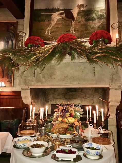 Ralph Lauren Home Christmas Decor, Ralph Lauren Restaurant, Christmas Loft, Ralph Lauren Christmas, Christmas Mantles, Thanksgiving Decorating, Christmas Mantel, Christmas Mantel Decorations, Thanksgiving Traditions