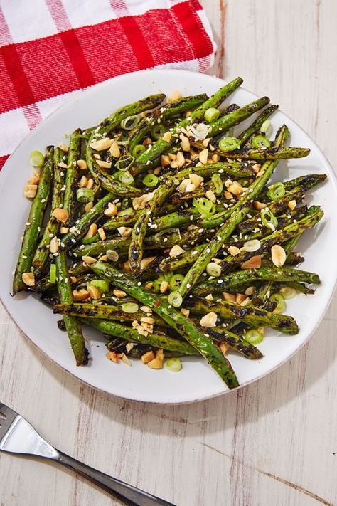 Grilled Green Beans - Delish.com Grilled Green Bean Recipes, Grilled Green Beans, Grilled Potatoes, Green Bean Recipes, Green Bean Casserole, Bean Casserole, Grilled Corn, Grilled Vegetables, Bean Recipes