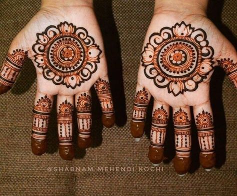 Mehndi Designs For Bhai Dooj, Mahendi Belt, Mandala Mehandi, Ring Mehndi Design, Tikki Mehndi, Round Mehndi Design, Mehndi Designs For Kids, Very Simple Mehndi Designs, Engagement Mehndi Designs