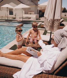 The Pool Day Finds You Need for Your Kid's - Inspired By This Family Love Aesthetic, Dream Life Aesthetic Family, Future Family Goals, Ragnor Fell, Ideal Family, Office Girl, Drømme Liv, Pool Life, Luxury Family