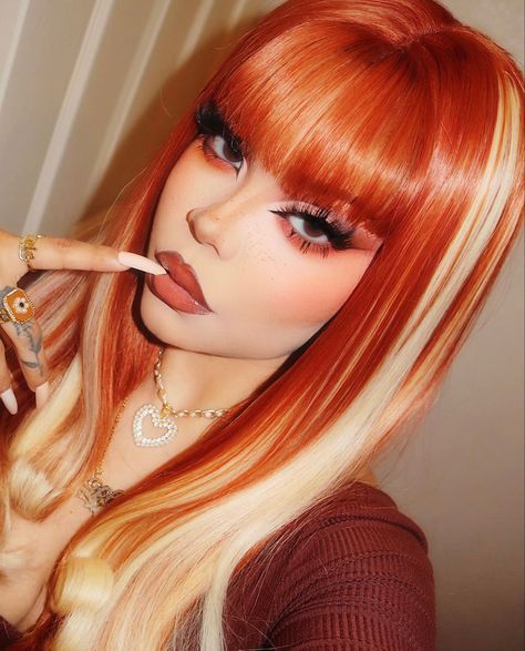 Orange Hair Dye Ideas, Orange Hair Makeup, Red Hair Makeup Ideas, Fall Hair Dye Ideas, Hair Dye Ideas Black Women, Orange Hair Color Ideas, Orange Hair Color, Orange Hair Dye, Emerald Green Hair