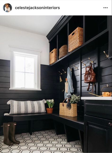 Bold Color Room Decor Secret Pantry, Farmhouse Mud Room, Bethel Maine, Large Mudroom, Mudroom Lockers, Dark Modern, Design Real Estate, Mudroom Decor, Mudroom Entryway