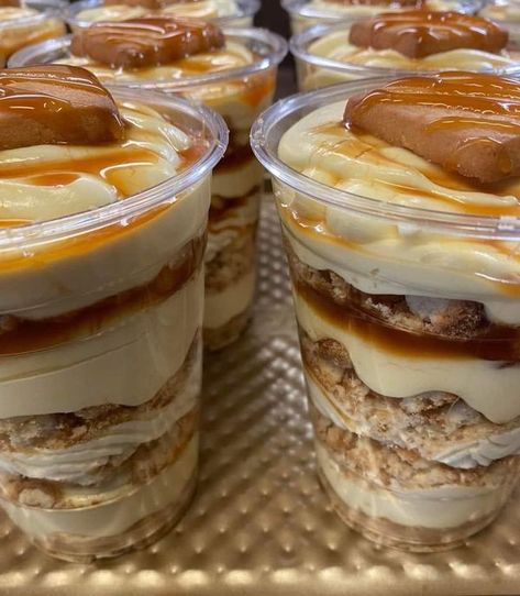 Kristin’s Friends Recipes | Caramel Banana Pudding Extra Cookies🤤🔥🍌 | Facebook Caramel Banana Pudding, Banana Pudding Cups, Friends Recipes, Mama Recipe, Pudding Cups, Banana Pudding, Cookies Ingredients, Granulated Sugar, Soul Food