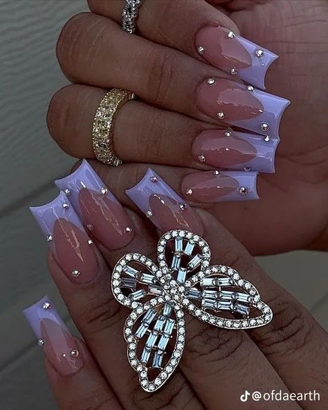 Purple Coffin Nails, Unique Acrylic Nail Designs, Nails Images, Texas Spring, Acrylic Nails Designs, Quinceanera Nails, Chic Manicure, Aesthetic Film, Lilac Nails