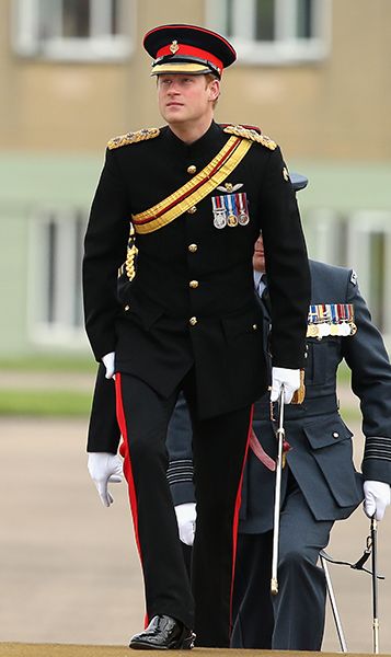 Prince Harry !! Favorite Prince, Harry Windsor, Raf Bases, Prince Harry Pictures, Princ Harry, Prince Harry Of Wales, Prince Harry Photos, Pretty Blonde, Prins Harry